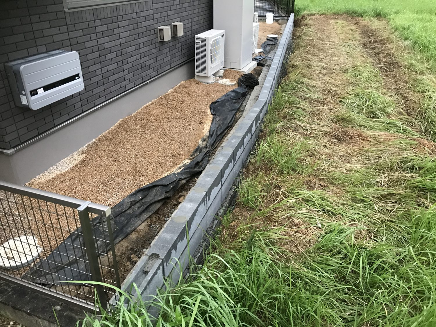 【3】津市久居　土留めブロック積み　仕上げ